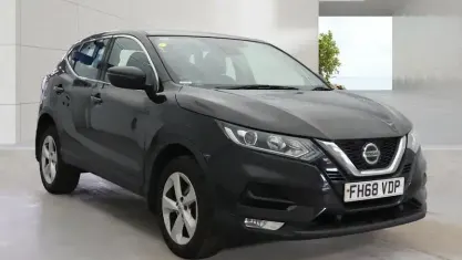Usado Nissan Qashqai Acenta Premium 116 HP (85 kW) 2020 SUV