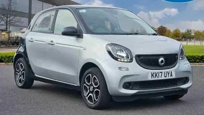Used Smart ForFour Premium 71 HP (52 kW) 2017 Silver Hatchback