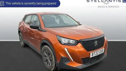 Used Peugeot 2008 Active Premium 101 HP (74 kW) 2022 SUV