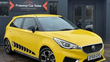 Yellow Used 2019 MG MG3 Exclusive Hatchback | £6,990 (Fair price)