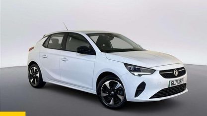 Używany Vauxhall Corsa-e 100 kW (136 KM) 2022 Biały Hatchback