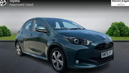 Used Toyota Yaris 116 HP (85 kW) 2025 Green Hatchback