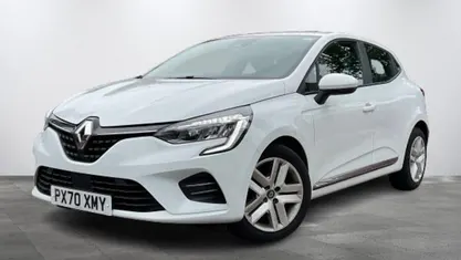 Used 2020 Renault Clio V Play Hatchback | £9,699 (Fair price)