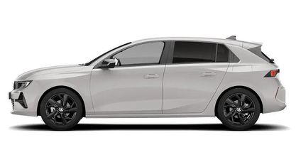 Second-hand Vauxhall Astra Design Edition 101 CP (74 kW) 2018 Hatchback
