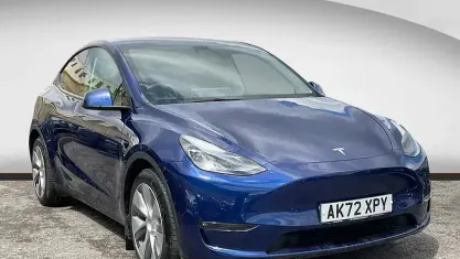 Used Tesla Model Y Long Range AWD 286 kW (389 HP) 2025 SUV