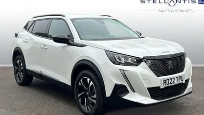 Used Peugeot 2008 Allure Premium 101 HP (74 kW) 2022 SUV