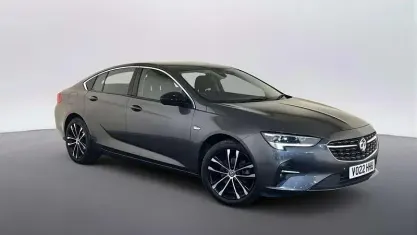 Second-hand Vauxhall Insignia Edition 122 CP (89 kW) 2021 Hatchback