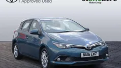 Blue Used 2016 Toyota Auris Hatchback | £9,500 (Fair price)