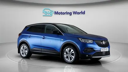 Used Vauxhall Grandland X SRi 131 HP (96 kW) 2020 SUV