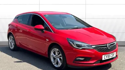 Used Vauxhall Astra SRi 150 HP (110 kW) 2018 Red Hatchback
