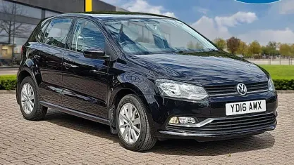 Used VW Polo SE 90 HP (66 kW) 2015 Black Hatchback