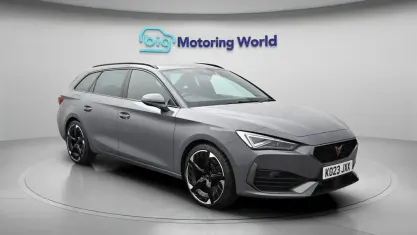 Used Cupra Leon VZ3 245 HP (180 kW) 2023 Grey Estate