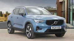 Blue Used 2024 Volvo XC40 Plus SUV | £31,000 (Fair price)