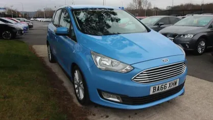 Used Ford C-MAX Titanium 101 HP (74 kW) 2019 MPV