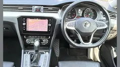 Used 2020 VW Passat SEL Sedan | £15,499 (Fair price)