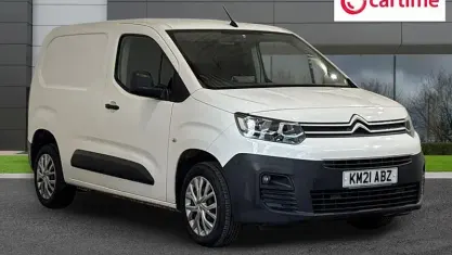 Used Citroën Berlingo 102 HP (75 kW) 2021 White MPV