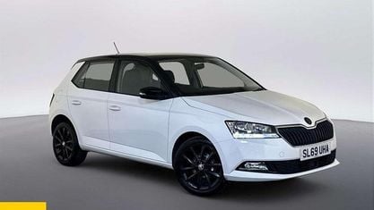 Begagnad Skoda Fabia Colour Edition 95 HK (69 kW) 2021 Halvkombi