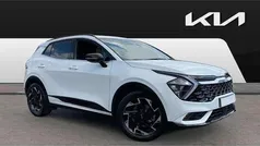 White Used 2024 Kia Sportage 4 SUV | £30,845 (Fair price)