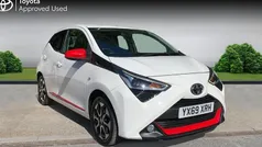 White flash Used 2019 Toyota Aygo Trend Hatchback | £9,990 (Fair price)