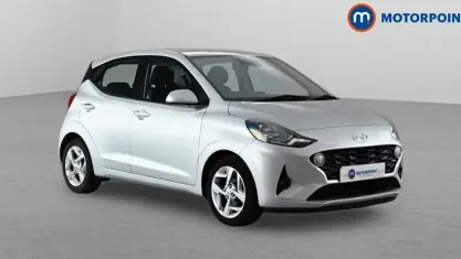 Used Hyundai i10 SE 67 HP (49 kW) 2022 Silver Hatchback