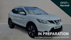 White Used 2017 Nissan Qashqai N-Connecta SUV | £7,999 (Fair price)