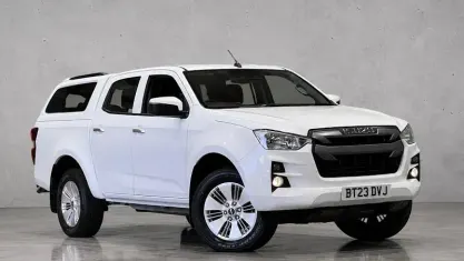 Used Isuzu D-Max 165 HP (121 kW) 2024 Cabriolet