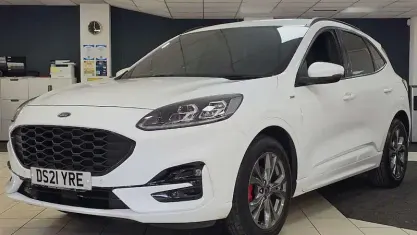 Used Ford Kuga ST-Line 120 HP (88 kW) 2021 White SUV