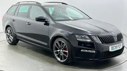 Używany Skoda Octavia vRS 184 KM (135 kW) 2019 Czarny Kombi