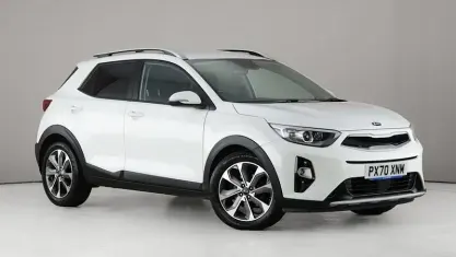 Used Kia Stonic 120 HP (88 kW) 2020 White SUV