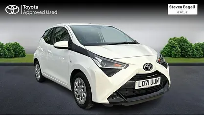 Used 2021 Toyota Aygo X-play Hatchback | £9,984 (Fair price)