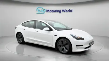 Used Tesla Model 3 RWD 222 kW (302 HP) 2022 White Sedan