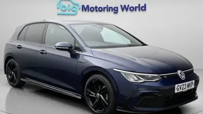 Used VW Golf VIII R-line 150 HP (110 kW) 2023 Blue Hatchback