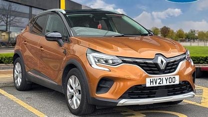 Używany Renault Captur Iconic 131 KM (96 kW) 2020 Pomarańczowy SUV