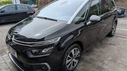 Usado Citroën C4 SpaceTourer Flair 131 CV (96 kW) 2019 Negro Monovolumen