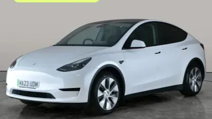 Usado Tesla Model Y RWD 254 kW (346 HP) 2023 Branco SUV