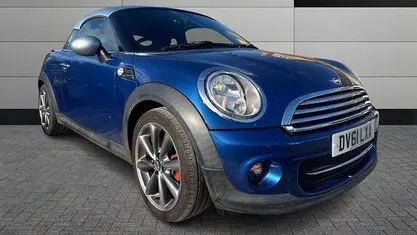 Begagnad Mini Cooper Coupé 122 HK (89 kW) 2015 Sportkupé