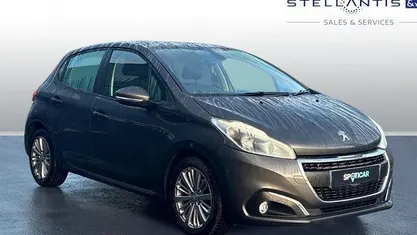 Grey Used 2019 Peugeot 208 Signature Sky Hatchback | £6,752 (Good price)