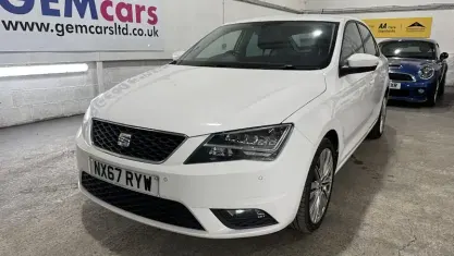 Used Seat Toledo XCELLENCE 110 HP (80 kW) 2017 White Hatchback