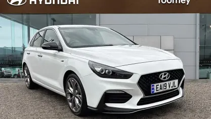 Begagnad Hyundai i30 N Line 140 HK (102 kW) 2020 Halvkombi