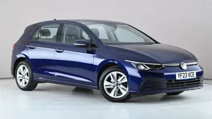 Usado VW Golf VIII Life 131 CV (96 kW) 2023 Azul Utilitario