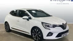 White Used 2021 Renault Clio V Version S Hatchback | £11,914 (Fair price)
