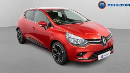 Used Renault Clio Iconic 90 HP (66 kW) 2018 Red Hatchback