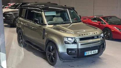 Usado Land Rover Defender First Edition 250 HP (183 kW) 2020 SUV