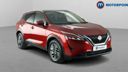 Used Nissan Qashqai Acenta Premium 158 HP (116 kW) 2022 Red SUV