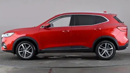 Used MG HS Exclusive 162 HP (119 kW) 2023 Red SUV