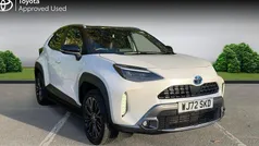 Used 2022 Toyota Yaris Hybrid Estate | £22,590 (Fair price)