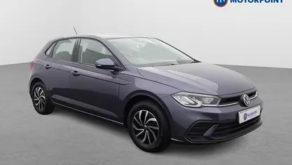 Used VW Polo Life 80 HP (58 kW) 2024 Grey Hatchback