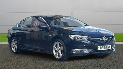 Used Vauxhall Insignia Sport 165 HP (121 kW) 2019 Blue Hatchback