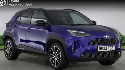 Used Toyota Yaris Hybrid Sport 116 HP (85 kW) 2023 Blue Estate