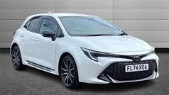 White Used 2024 Toyota Corolla Sport Hatchback | £25,950 (Fair price)